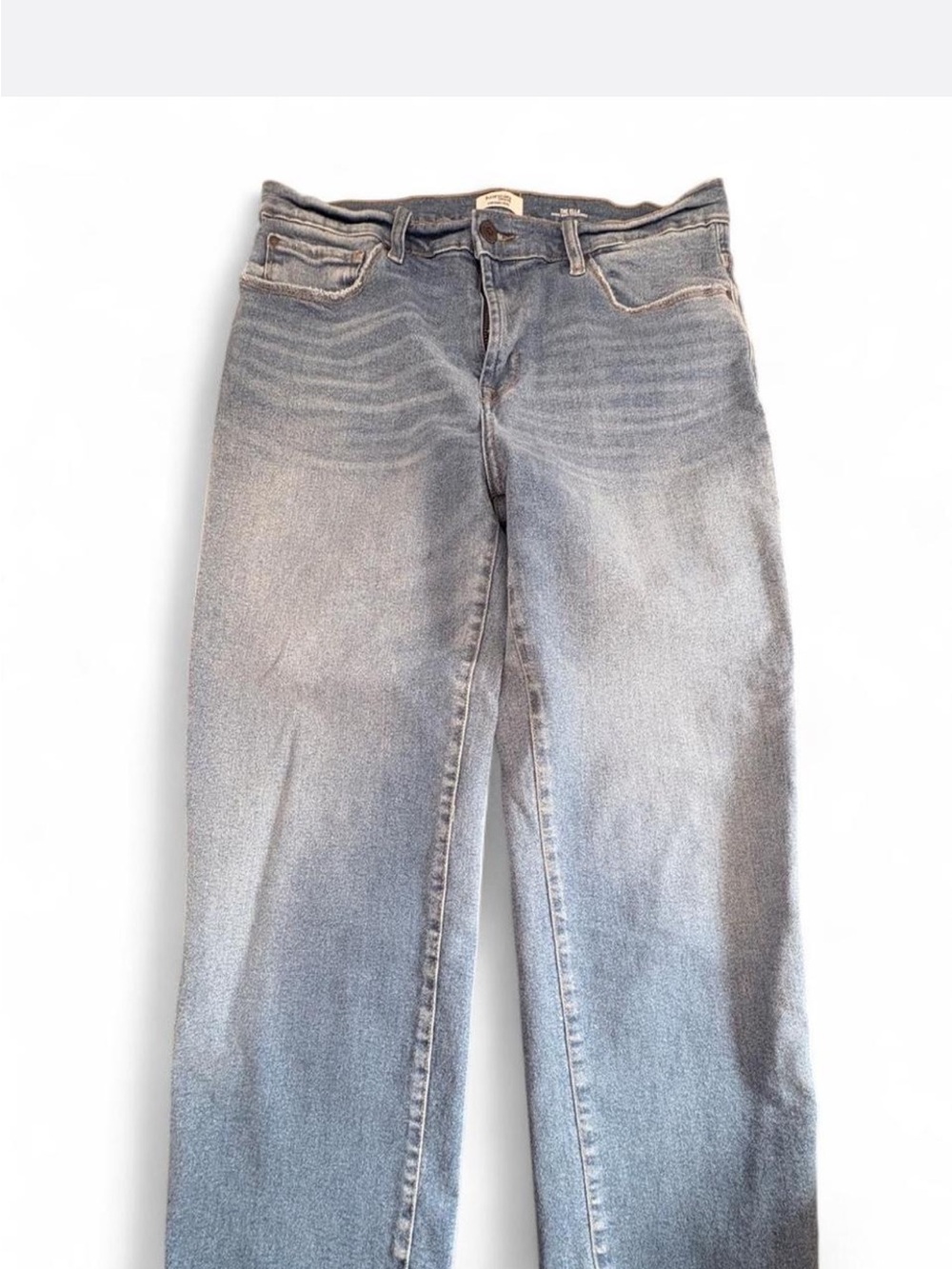 Kensie Women's Straight-Leg Jeans - Faded Light Blue Wash